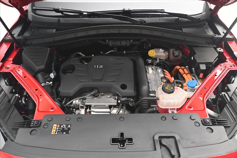 MG EHS 1,5 TGI PHEV 119kW AT Záruka a - fotka 9 z 31
