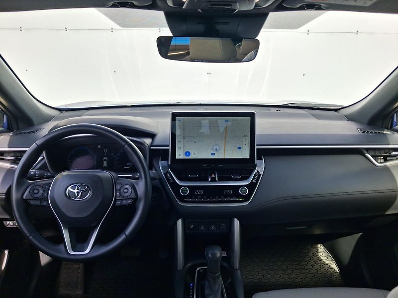 Toyota Corolla Cross 2.0 HSD e-CVT Comfort - fotka 5 z 25