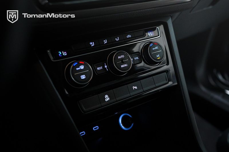 Volkswagen Touran (2022) 1.5 TSI Comfort line - fotka 13 z 22