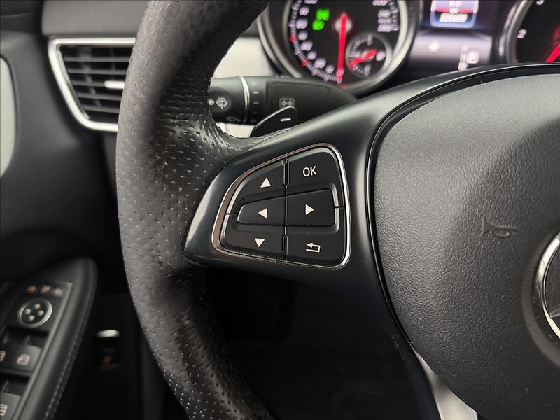 Mercedes-Benz GLE 3,0 350d AMG COUPE LED DPH ČR - fotka 10 z 43