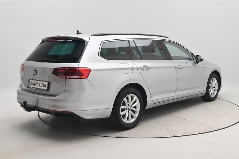Volkswagen Passat 2,0 TDI 110 kW DSG Business Zá - fotka 5 z 32