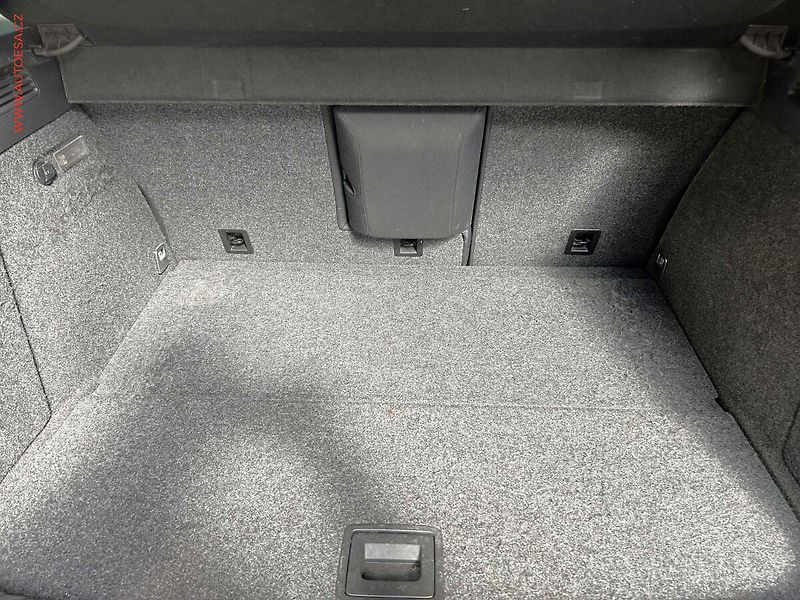 Volkswagen Tiguan (2011) 2.0TDi, DSG - fotka 7 z 15