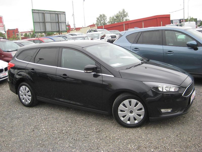 Ford Focus 1.0i 92 kW Ecob SPORT DPH-ČR! - fotka 3 z 23