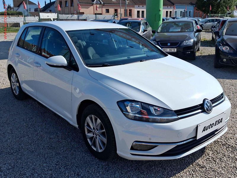 Volkswagen Golf (2017) 1.4 TSi, 1.maj,ČR, masáž - fotografie inzerátu