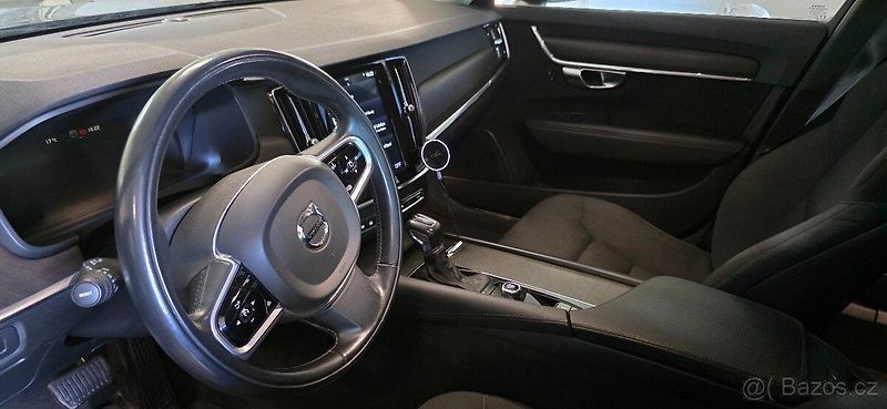 Volvo V90 (2019) CROSS COUNTRY, 4x4,odpočet DPH - fotka 11 z 11