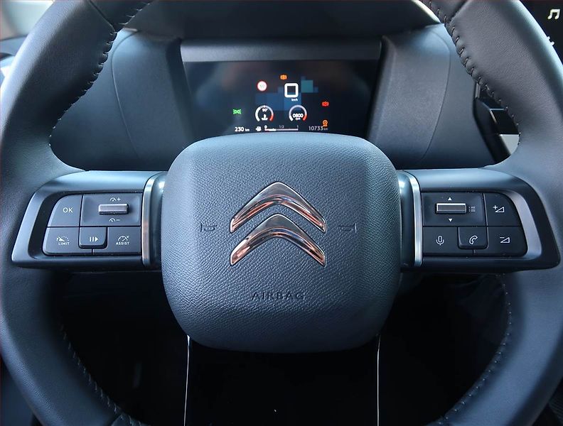 Citroën C4 (2025) 1.2 PureTech, ČR,1.maj - fotka 14 z 18