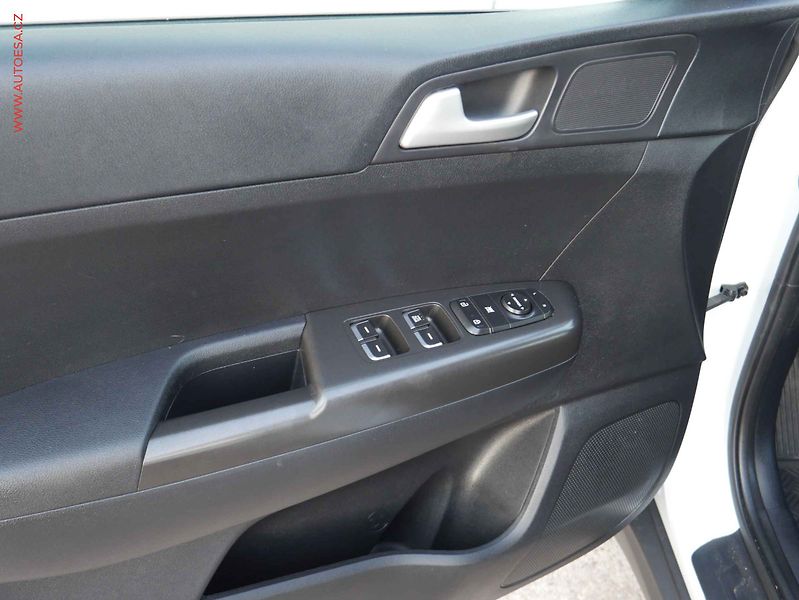 Kia Sportage (2019) 1.6GDi, ČR, servis.kniha, AC - fotka 15 z 16
