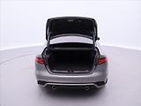 Jaguar XE 2,0 P300 221kW R-Dynamic DPH - náhled 9