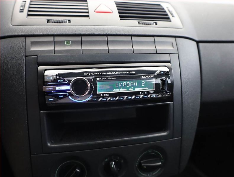 Škoda Fabia (2006) 1.2, jezdí dobře - fotka 10 z 13