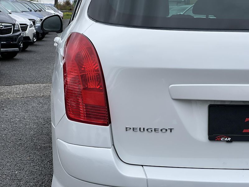 Peugeot 308 1.6HDi KOUPENO V ČR odp.DPH - fotka 35 z 37