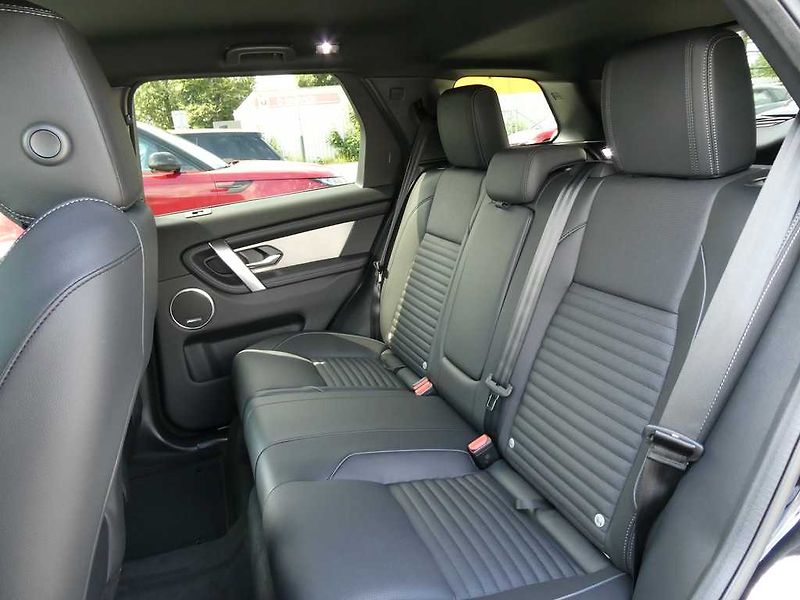 Land Rover Discovery Sport 1,5 Dynamic Se P270e - fotka 16 z 40