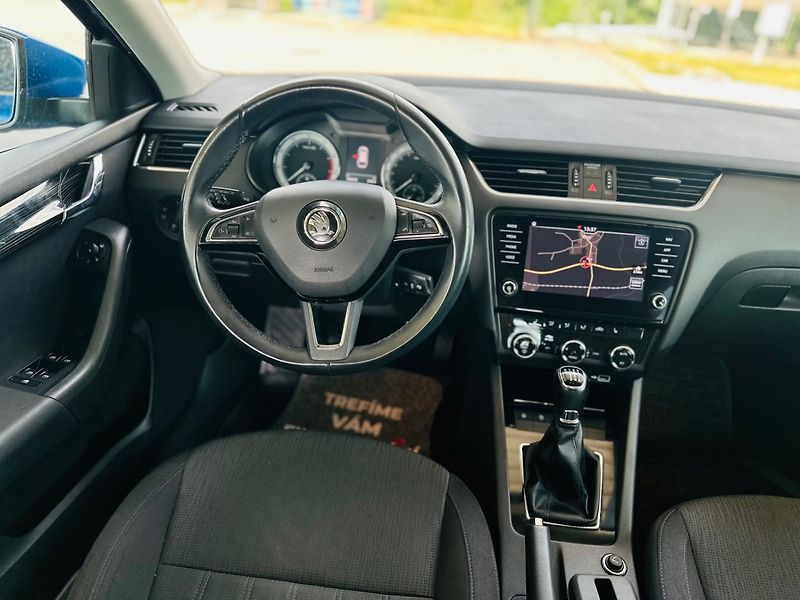Škoda Octavia (2018) 1.8TSi WEBASTO, NAVI,FULL-LED - fotka 9 z 17