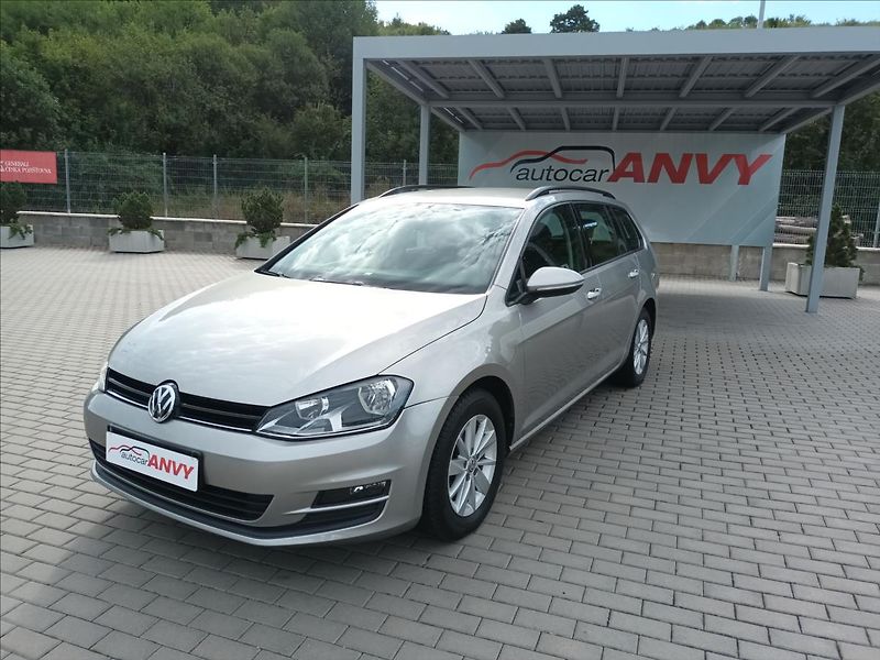 Volkswagen Golf 1,6 TDI,81KW,4X4,NAVI,SERVISKA - fotka 2 z 49