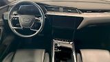 Audi e-tron (2022) S line quattro 55 electric 300 - náhled 4