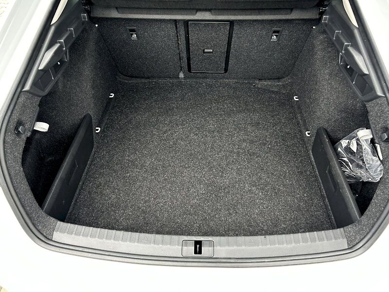 Škoda Octavia (2023) 1.5 TSI 110kW MP6 Style - fotka 31 z 35