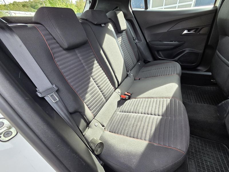 Peugeot 2008 (2020) 1.5 BHDi 100 ACTIVE MAN5 - fotka 11 z 25