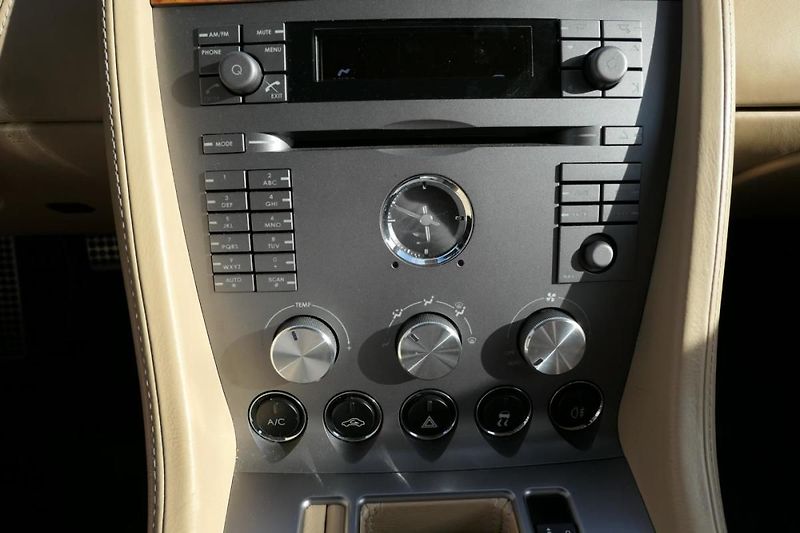 Aston Martin DB9 6,0i top stav - fotka 20 z 24