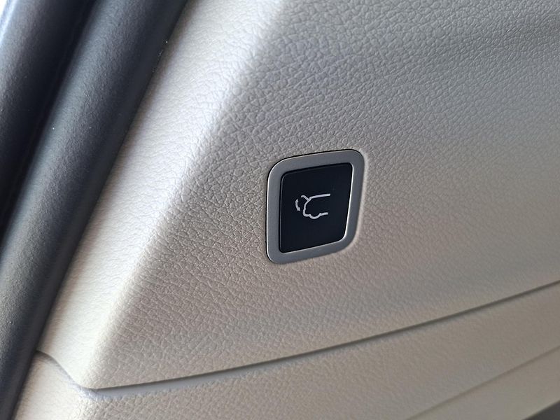 Chrysler Pacifica (2022) 3,6L V6, 7míst, kůže, servis - fotka 32 z 46