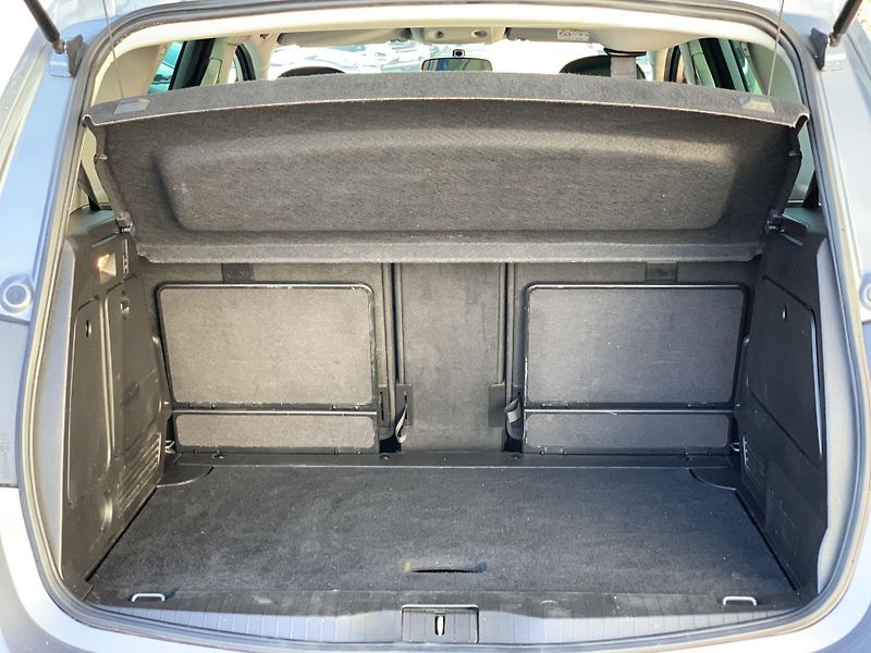 Opel Meriva 1.4i LPG ALU KLIMA TEMPOMAT - fotka 24 z 41