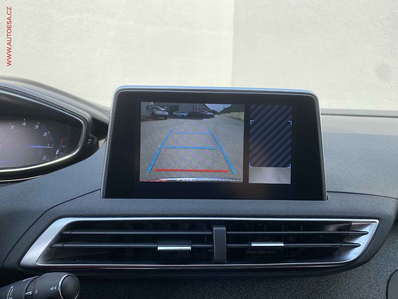 Peugeot 3008 (2019) 1.2PT, Crossway - fotka 19 z 19