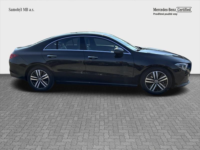 Mercedes-Benz CLA 200  Progressive Linie - fotka 6 z 11