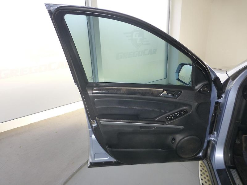 Mercedes-Benz Třídy M (2009) 450-225KW*AMG*VZDUCH**TAŽ 3,5T - fotka 10 z 26