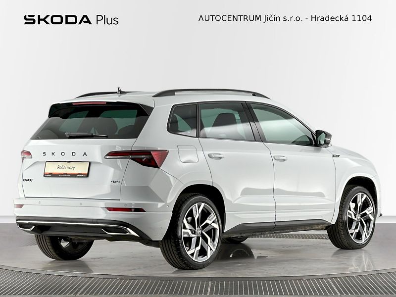 Škoda Karoq (2025) DSG 2.0TDI 110kW 4x4 SportLine - fotka 2 z 36