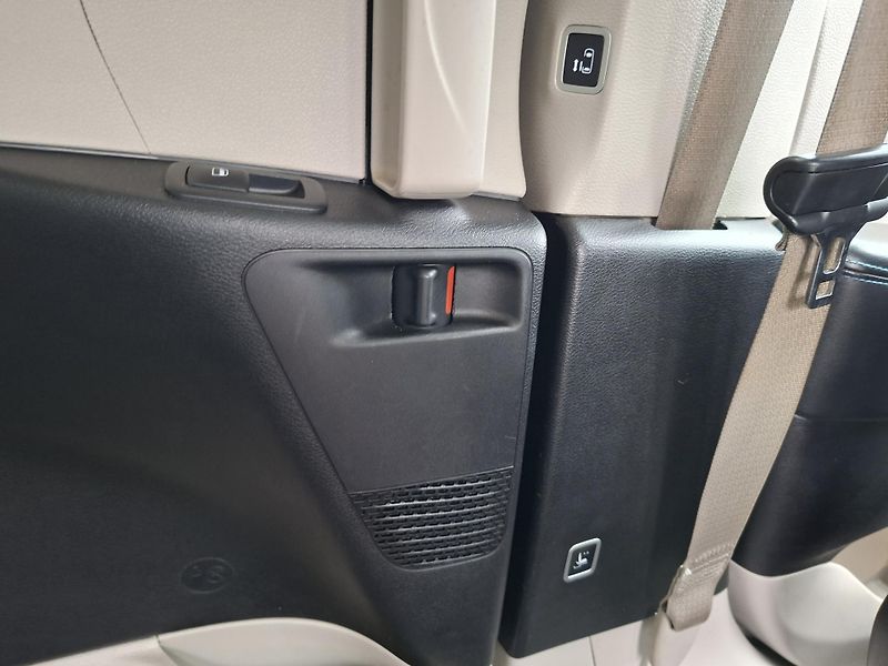 Chrysler Pacifica (2021) 3,6L V6, 7míst, kůže, Adapt - fotka 23 z 50