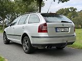 Škoda Octavia (2006) 1.9 TDi 77kw 4x4 kombi - náhled 2