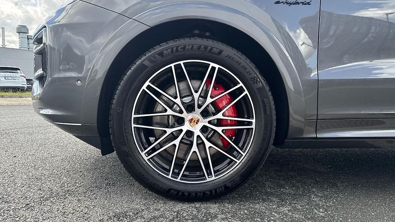 Porsche Cayenne S E-Hybrid - fotka 9 z 30