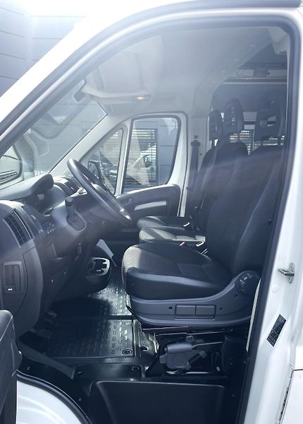 Peugeot Boxer 2.2 BlueHDI 121kW L3H2, ČR - fotka 8 z 15