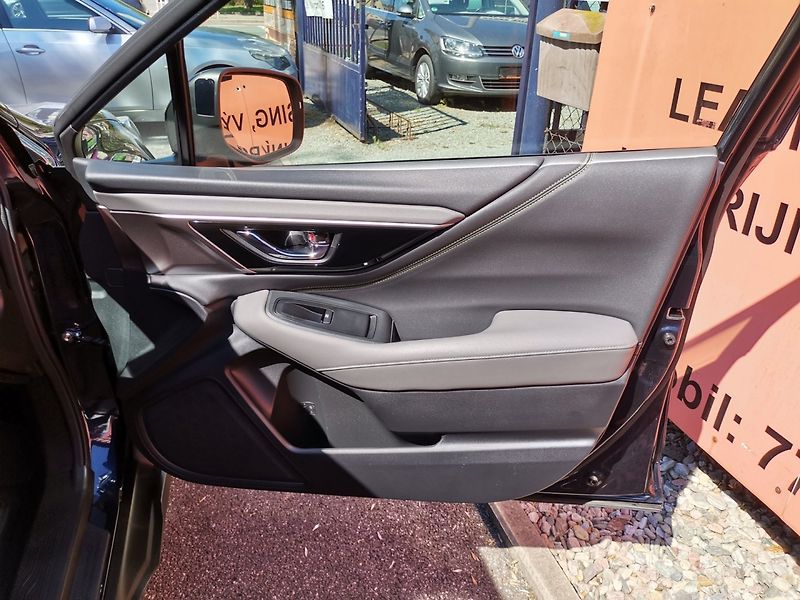 Subaru Outback (2021) 2.5i 124kw F Cross ČR 1maj! - fotka 15 z 32