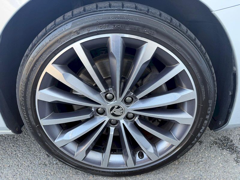 Škoda Superb (2024) 2.0TSI 206kW 4x4 L&K DSG - fotka 35 z 35