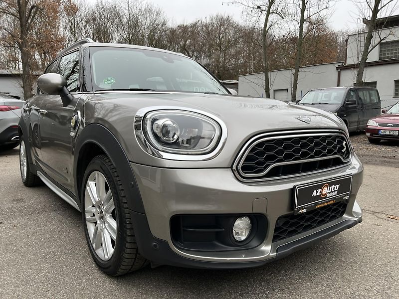 Mini Countryman (2019) COOPER SE ALL4 - fotografie inzerátu