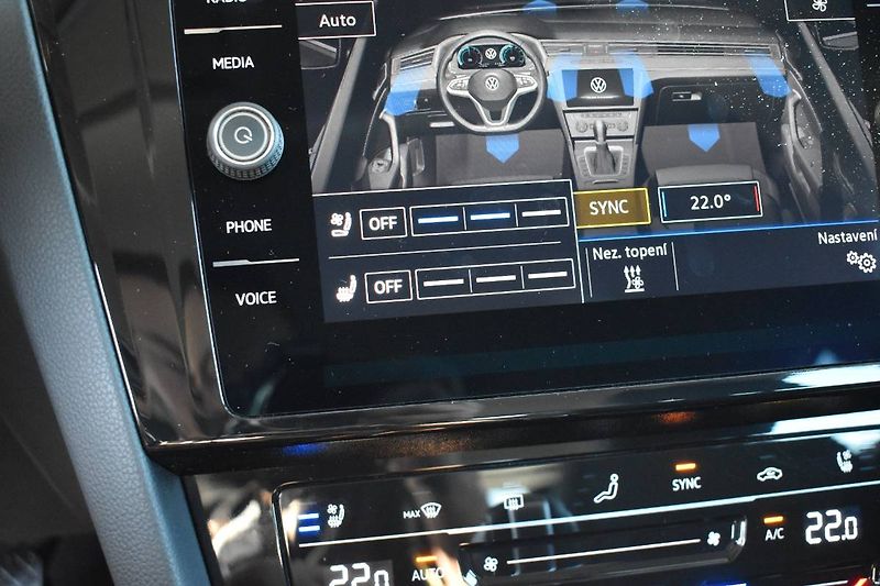 Volkswagen Passat Variant (2023) 2.0TDI 110kW DSG , Tažné - fotka 7 z 27
