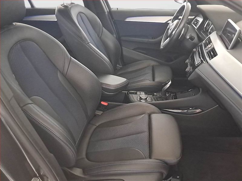 BMW X1 (2019) M Sport xDrive20d - fotka 9 z 20
