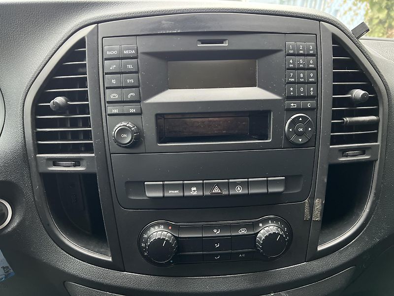 Mercedes-Benz Vito 2.2D 116CDi 4x4 LONG ČR odpDPH - fotka 18 z 29