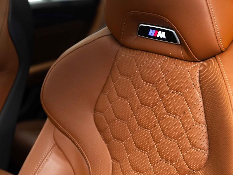 BMW X4 M - fotka 18 z 23