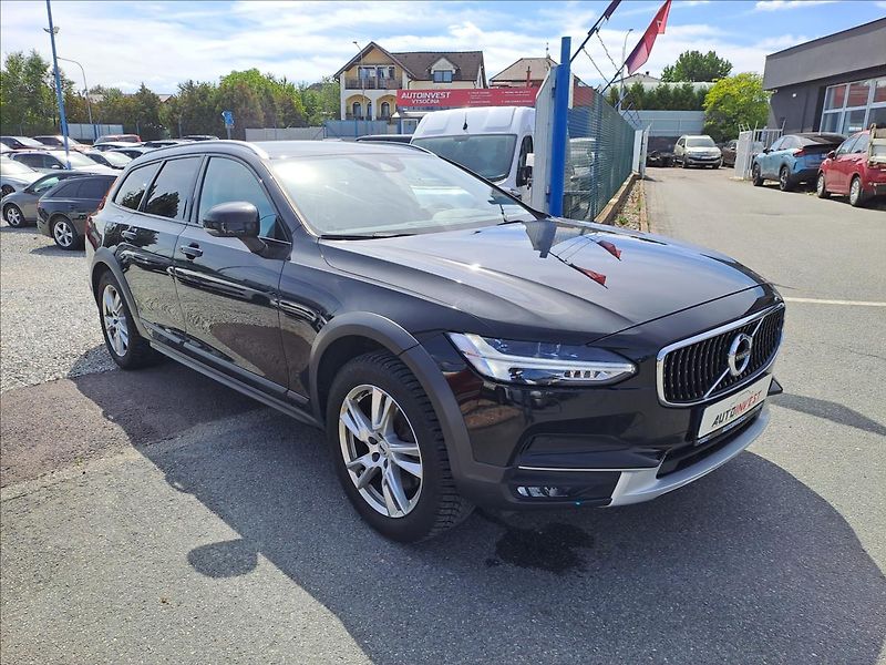 Volvo V90 2,0 T5 KOUPENO CZ,1.MAJITEL - fotka 2 z 19