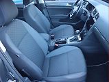 Volkswagen Golf (2019) 1.6 TDI, Automat, Navi - náhled 9