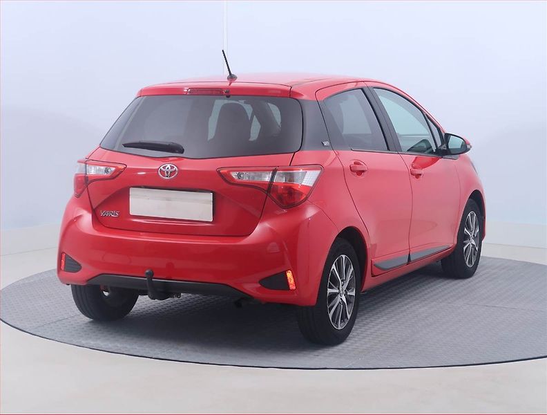 Toyota Yaris (2019) Y20 1.5 Dual VVT-i, Serv.kniha - fotka 5 z 14