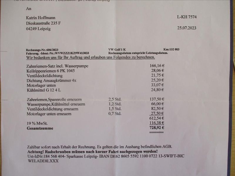 Volkswagen Golf 1,6 i, klima,serviska,1.maj., - fotka 37 z 39