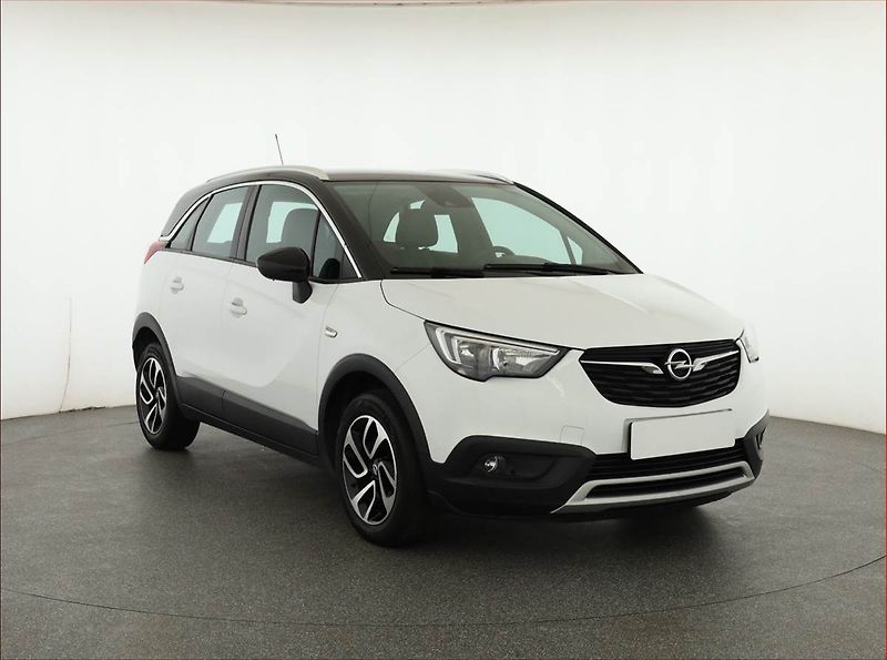 Opel Crossland X (2017) 1.2 Turbo, ČR,1.maj - fotka 1 z 14