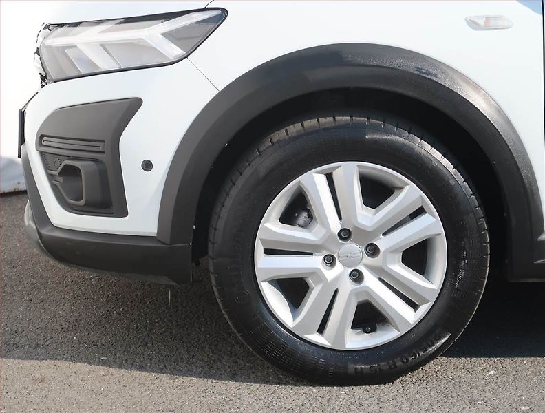 Dacia Jogger (2024) 1.0 TCe, LPG, ČR,1.maj - fotka 13 z 19