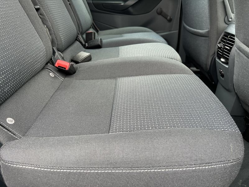 Ford C-MAX 1.6i 16v KLIMA KOUPENO V ČR - fotka 26 z 37