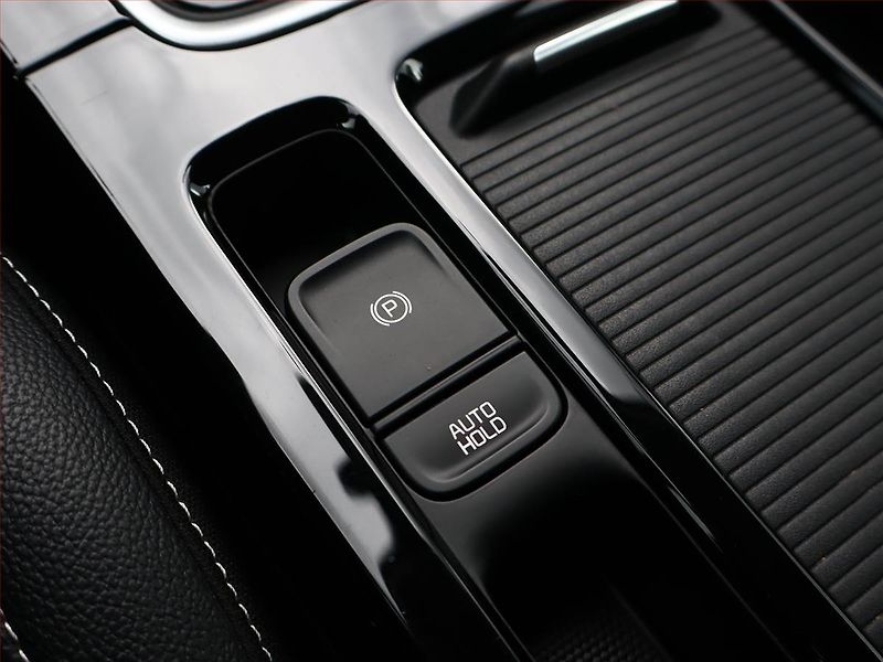 Kia XCeed (2023) 1.5 T-GDI - fotka 20 z 21