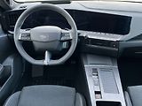 Opel Astra (2026) ST ULTIMATE HYBRID 1.2T (145k) - náhled 11