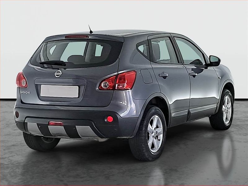 Nissan Qashqai (2007) 2.0, 4X4, Tempomat - fotka 5 z 18