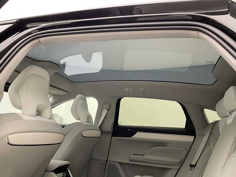 Volvo ES90 (2026) PURE ELECTRIC EXT.SINGLE ULTRA - fotka 20 z 69
