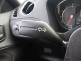 Ford S-MAX (2010) 2.0 TDCI, 120 kW, 7 míst - náhled 25